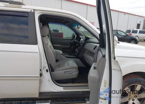 2014 Honda Pilot Touring from USA, damaged, VIN 5FNYF3H91EB010454